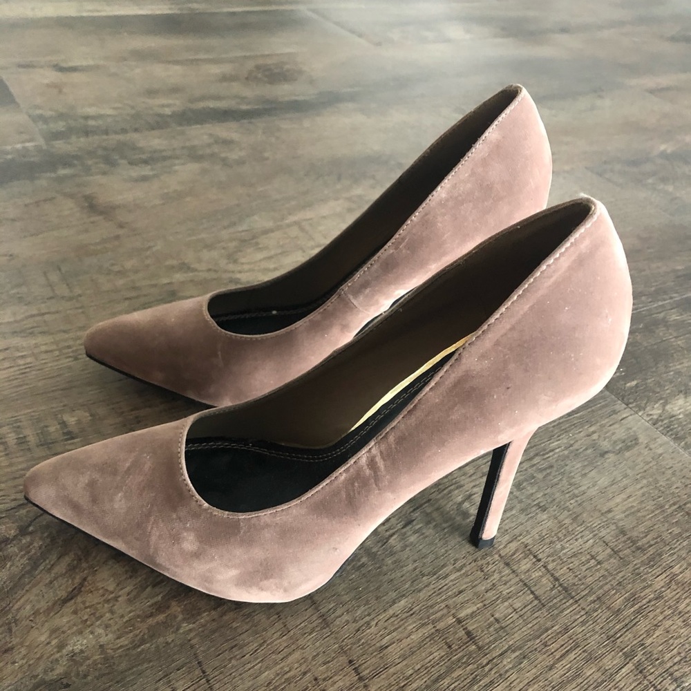 Beige / camel color Velour Stilletos🐫